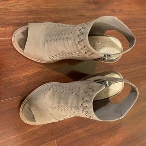 Vince Camuto Katri Open Toe Booties- Women’s size 7